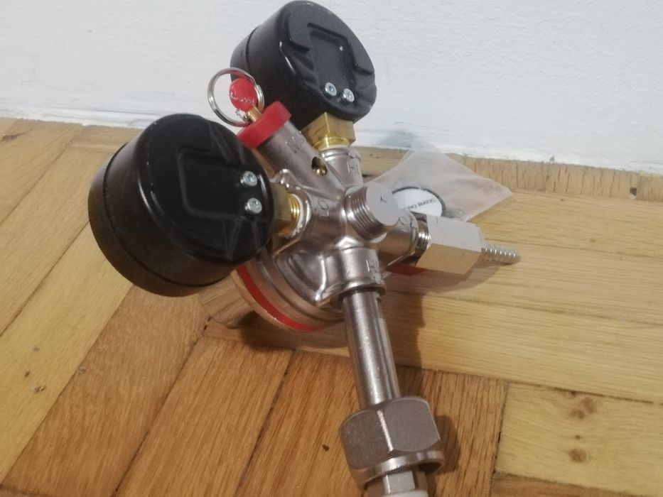 Regulator de presiune CO2 , Micro Matic