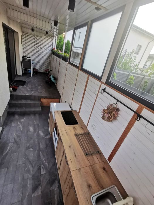 Tunari - casă duplex lângă pădure