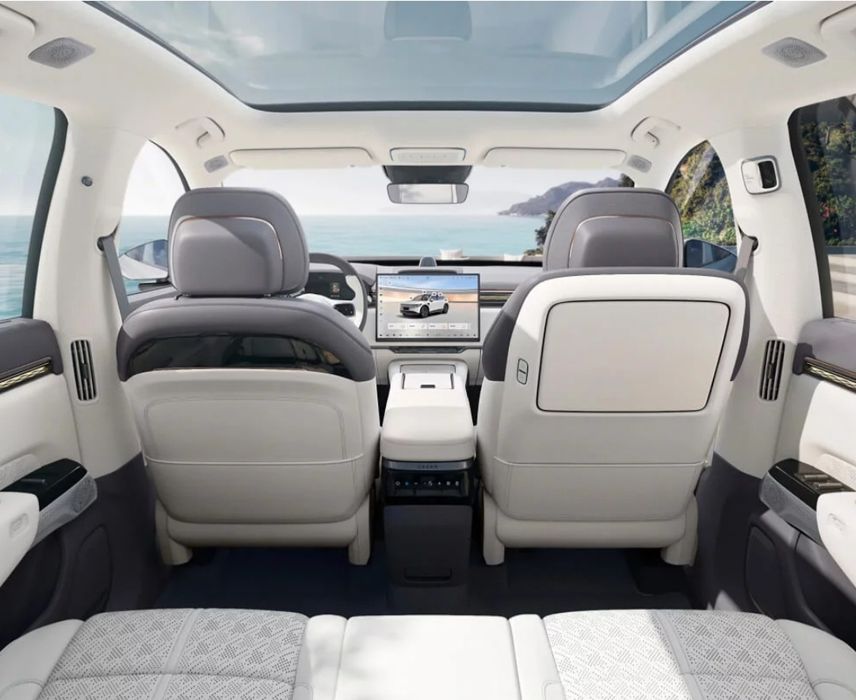 Zeekr 7 X full crasover CIP