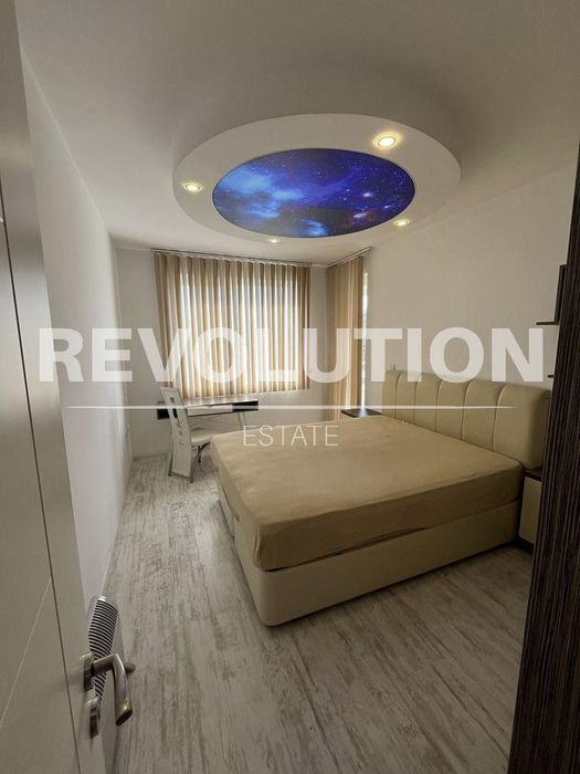 Дава се под наем Тристаен апартамент в Варна, Възраждане 2 - 87 кв.м за 550 € - Снимка #1