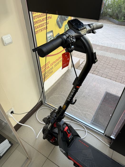 Электросамокат Segway ZT3 Pro