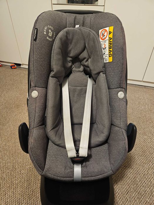 Scoica auto Maxi Cosi Pebble Plus + Isofix