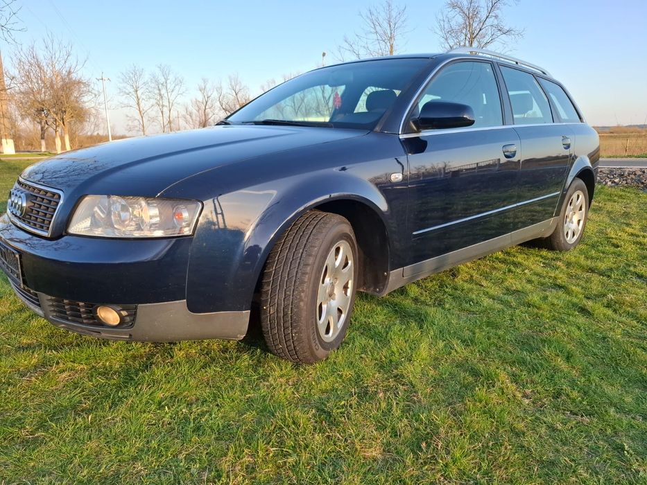 Vînd Audi a 4 b6 19 AVF 131 CP