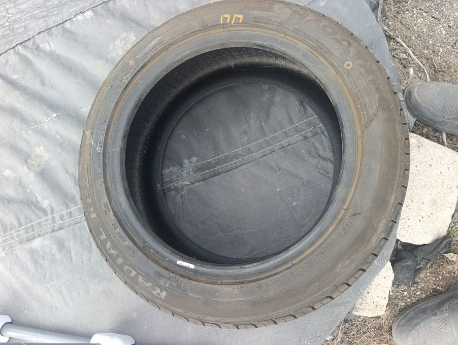 Продам б/у резину