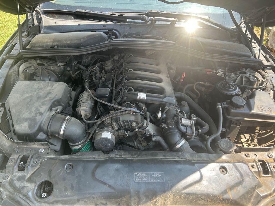 Vând sau Schimb Bmw E60 535D 272Cp cutia de viteze în avarie