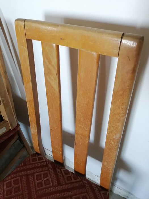 Vand 8 scaune lemn, spatar inalt