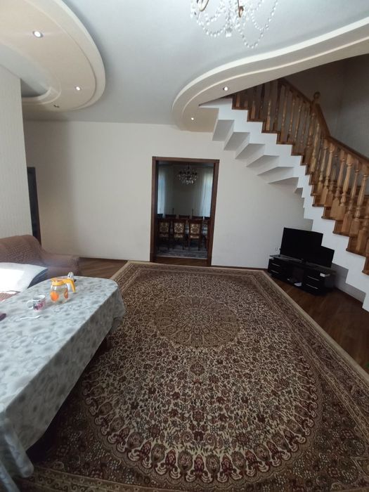 Продажа участка 2,4 сотих, 5 хона, санузел Бодомзор 2