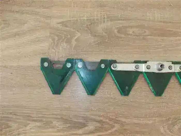 Lama BCS 17 dinti prindere dreapta motocositor bcs L 1,27 mtr