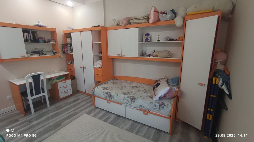 Детский гарнитур, шкаф, кровать