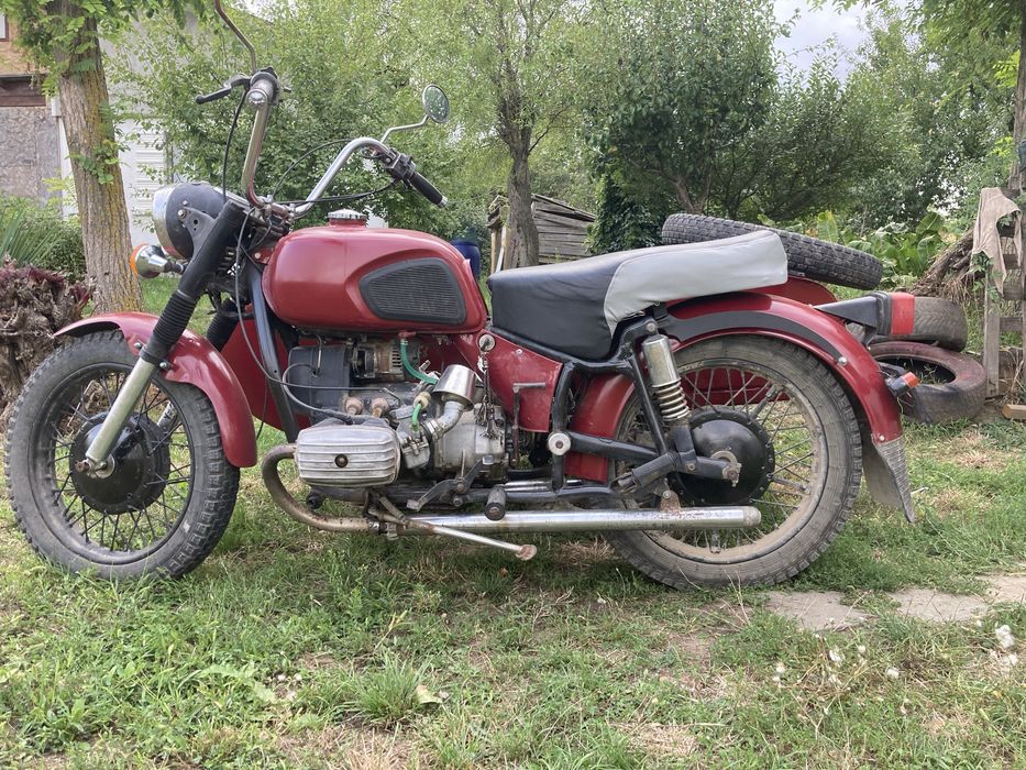 Moto cu atas Dnepr MT11