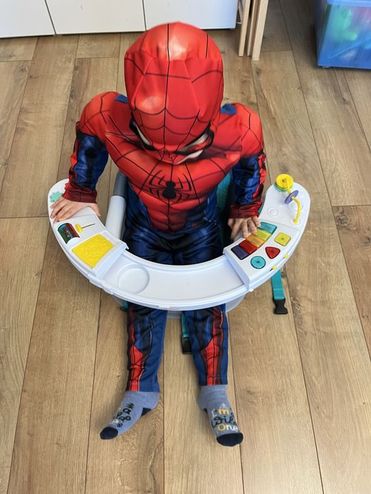 Scaunel Infantino 3 in 1 cu lumini si muzica Discovery Seat Booster