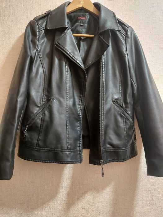 Кожанная куртка  44-46 размер