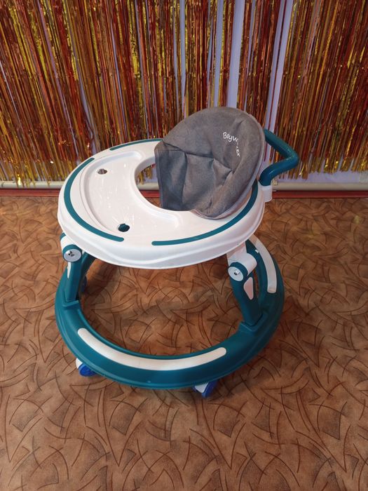 Для детей ходуночек .