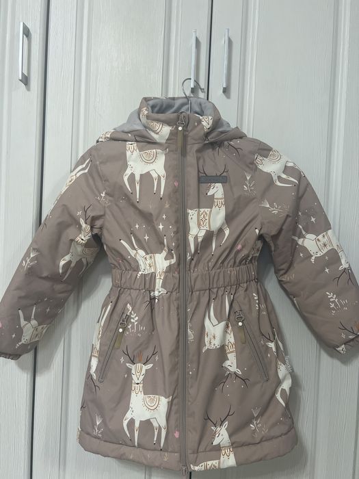 Куртка на девочку