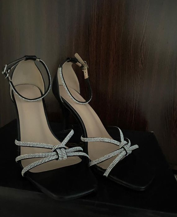 Обувь    женские