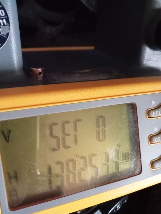 SPECTRA PRECISION DET-2 laser  complet 
Precizie de 2", cu rezoluție d