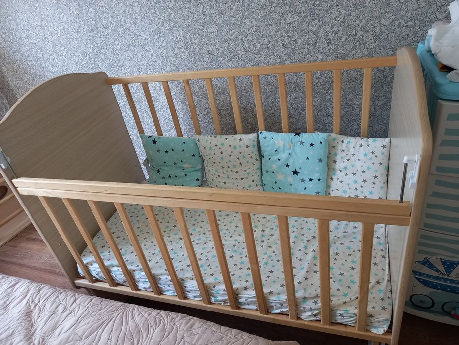 Продам детскую кровать