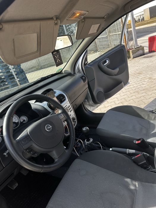 Opel corsa c an 2006 1.3 Diesel