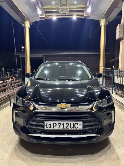 tracker 2024 premier