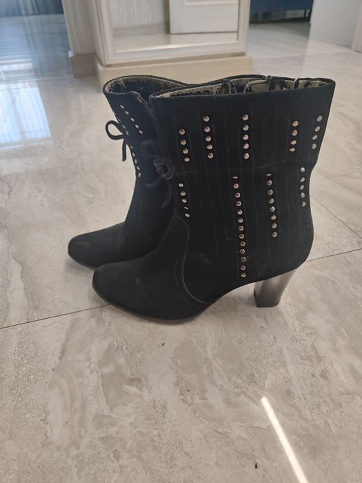 Сапоги .Ботинки замшевые . Германия