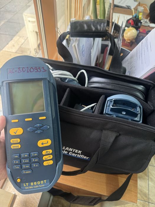 IDEAL LT8600T 300 MHz Cable Tester