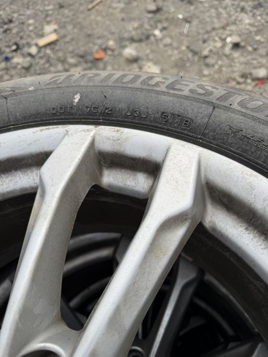 Vand o pereche de jante Bmw cauciucuri de iarna , stare destul de buna, necesita o spalare