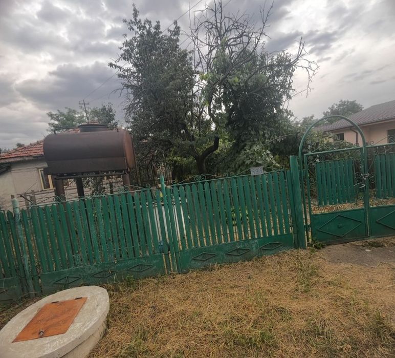 Casă bătrânescă  de vanzare  Lipia , comuna Merei Județul Buzău