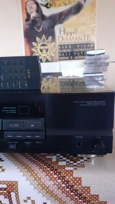 Akai CD 25 cu telecomanda sistem audio
