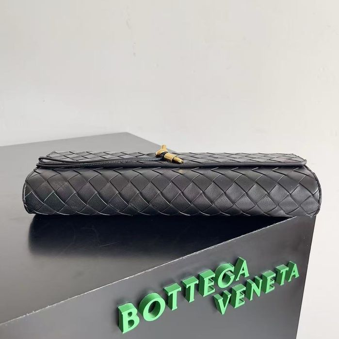Чанта BottegaVeneta Andiamo Clutch