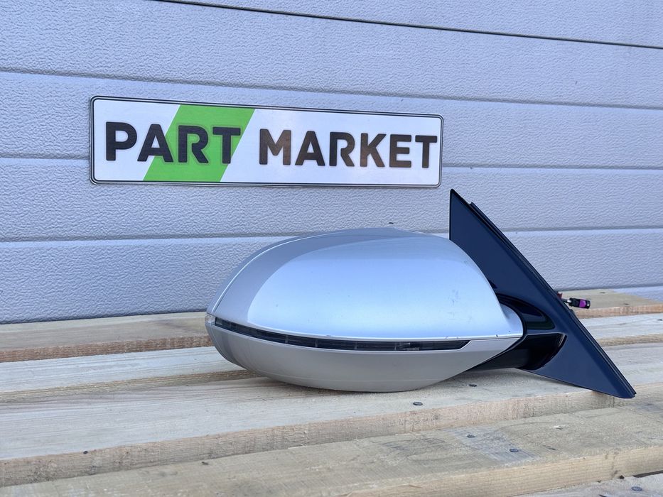 Дясно огледало AUDI A8 D4 с камера 4H1857410M