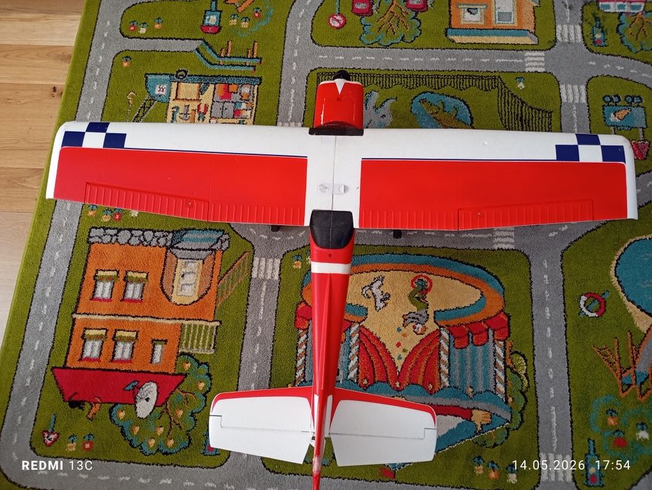 Vând /schimb avion Fms ranger 1220mm pe o orice drona dji perfect functională