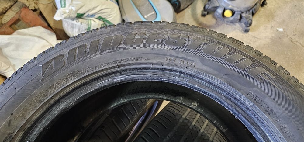 Bridgestone  runflat 255 55 18