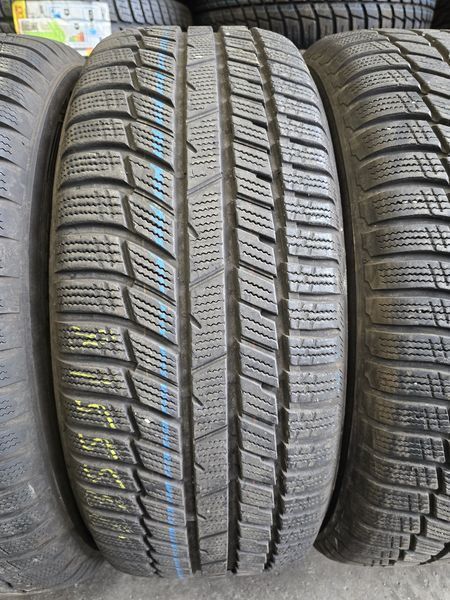 235/55/18 TOYO 4бр