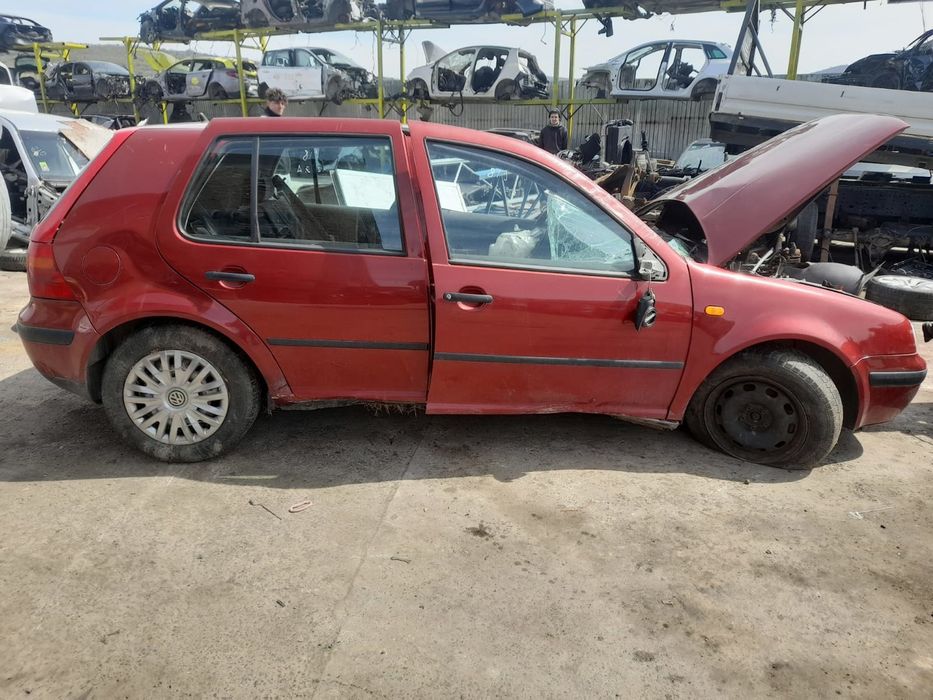 Centura siguranta stanga fata 27213118 Volkswagen Golf 4 (1997 - 2006)