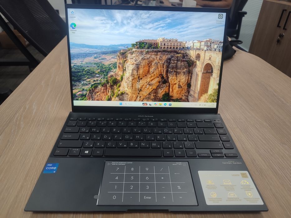 СРОЧНО продам ноутбук Asus Zenbook 14 OLED
