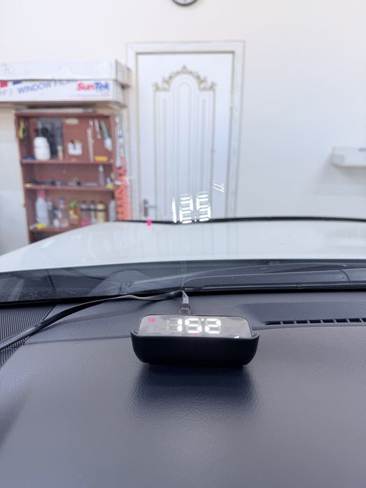 Проекция на лобовое стекло