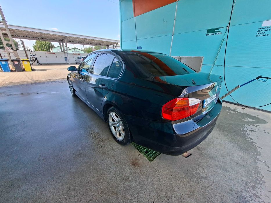 Vând BMW e90 2.0 163cp