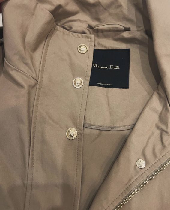 Укороченный тренч Massimo Dutti