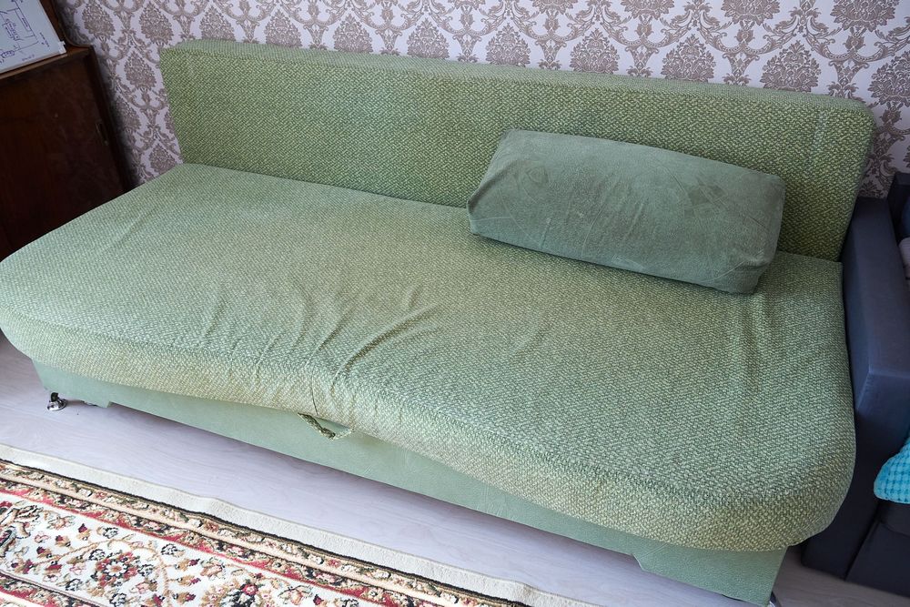 продам диван раскладушку бу