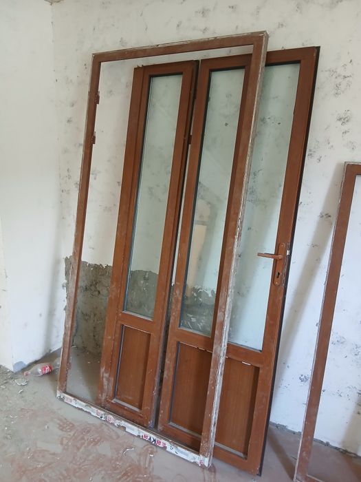 Eshek deraza sotiladi