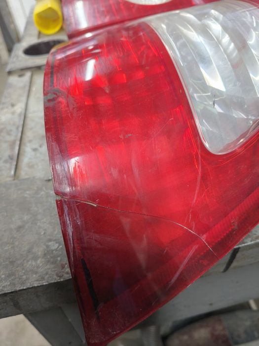 Задние фонари приора