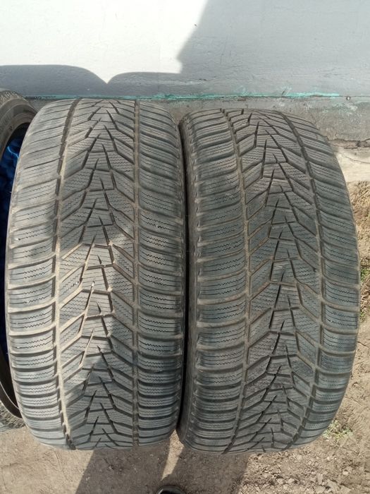 Hankook Шины 245:40:19  продам