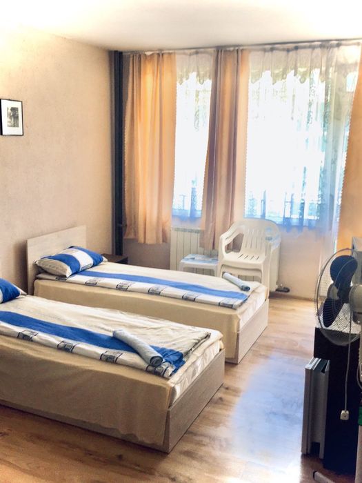 Дава се под наем Етаж от къща в Несебър - 15 кв.м за 40.8 € - Снимка #2