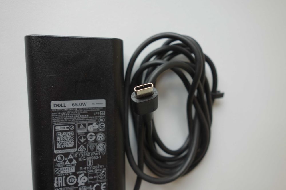 Зарядно за лаптоп Dell 65W USB-C