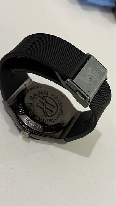 Часы HUBLOT black