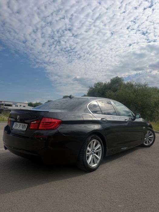 BMW 5 Series 2010 — imagine 3
