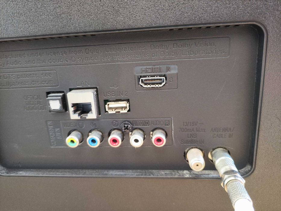 4K Смарт телевизор LG - 49 инча, HDR, Перфектен