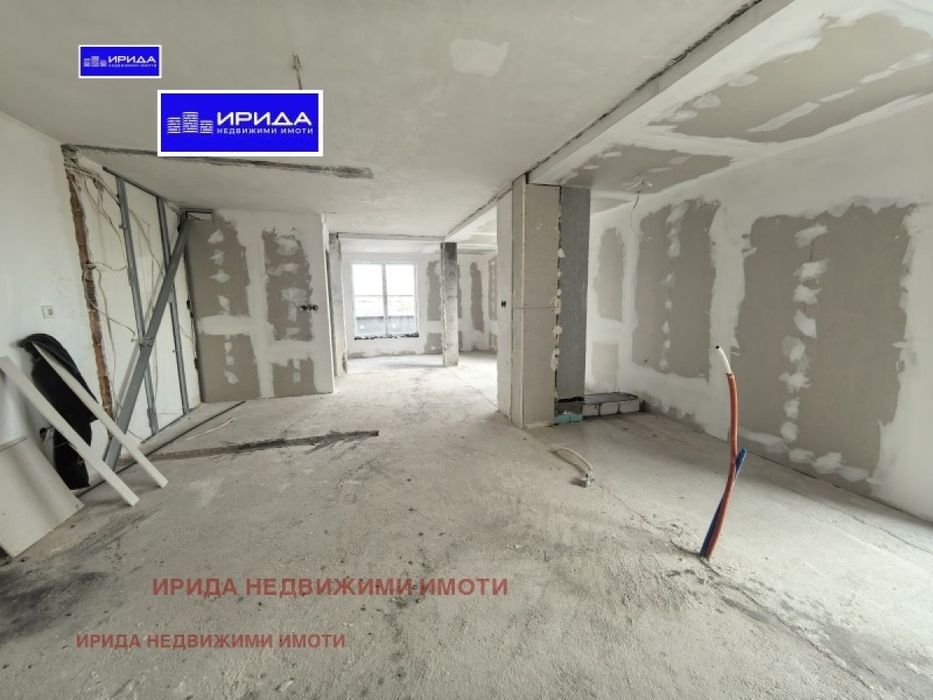 Четиристаен апартамент в Надежда 2