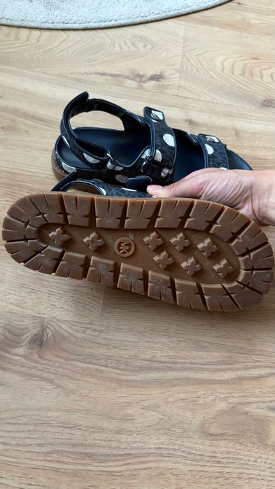 Сандали Michael Kors