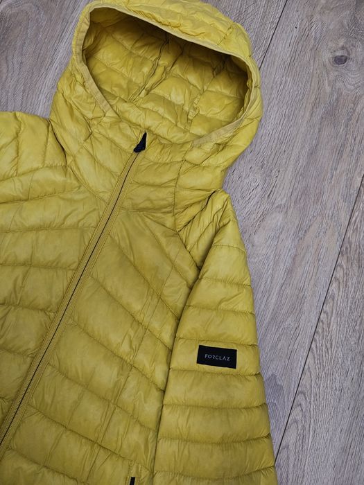 Жълто яке "Decathlon "